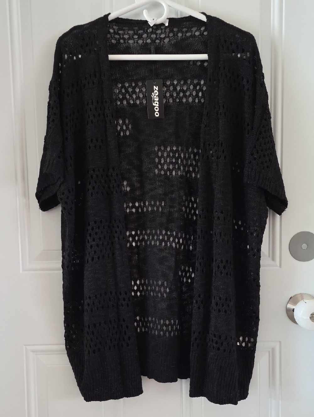 zeagoo Black Open-Knit Short-Sleeve Cardigan - L